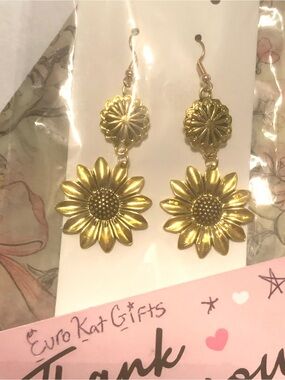 Hand Crafted Metallic Gold Sunflower Dangle Earrings